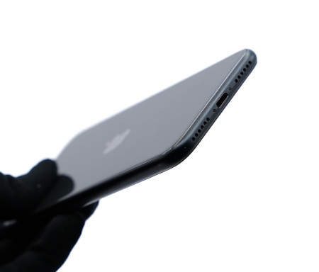 iPhone SE 2020 б/у Состояние "Хороший"