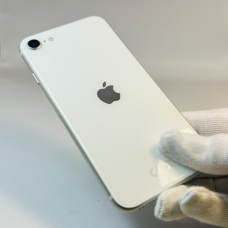 iPhone SE 2022 б/у Состояние "Хороший"