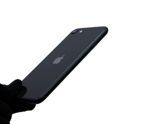 iPhone SE 2020 б/у Состояние "Хороший"