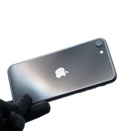 iPhone SE 2020 б/у Состояние "Хороший"