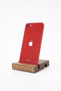 iPhone SE 2022  Red 64gb б/у